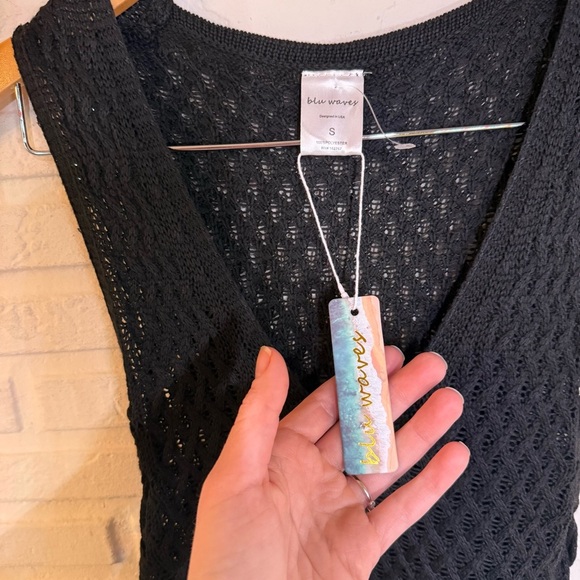 Blu Waves Black Crocheted Sleeveless Maxi Cover up Dress, Women’s Size Small - Picture 5 of 7